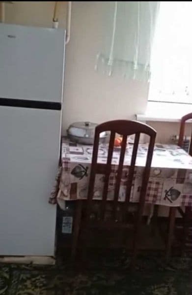 Doimiyga 2 xonali uy sheriklikka bir xonasi beriladi 1 ta yo