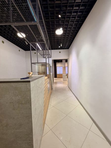 Улица Мирабад, гостиница Россия, Удобная планировка, подходя — фото 3