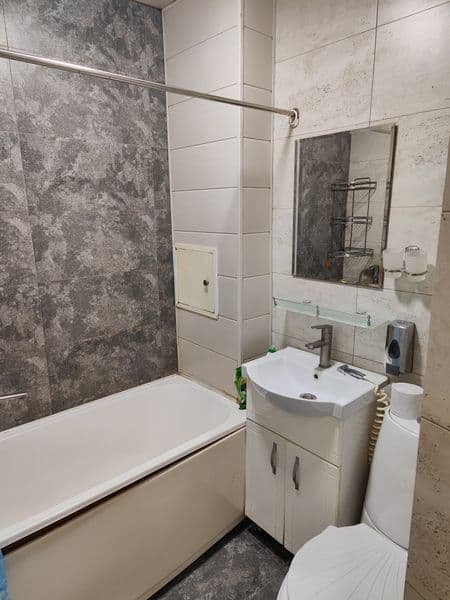 Срочно сдаю 2-х комнатную квартиру.Для семейной пары с одним — фото 5