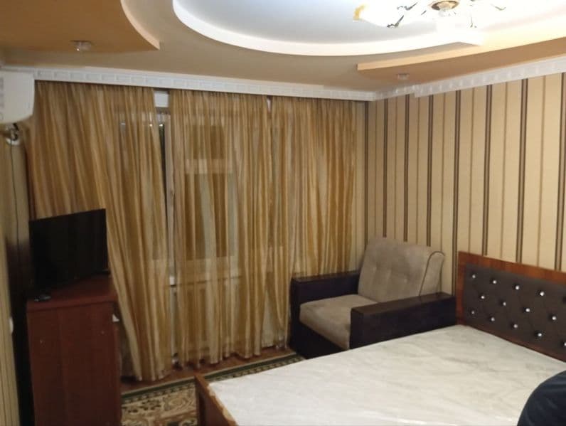 Сдаётся квартира на долгий срок девочкам , студентам , приез