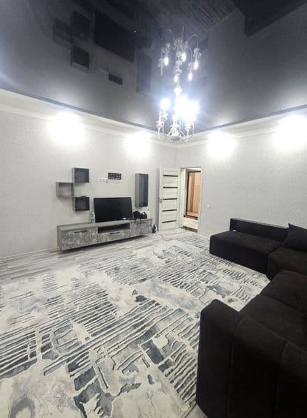 Сдаётся Чилонзор 16кв Метро 200метров<br />
3комнатная 7 эта — фото 2