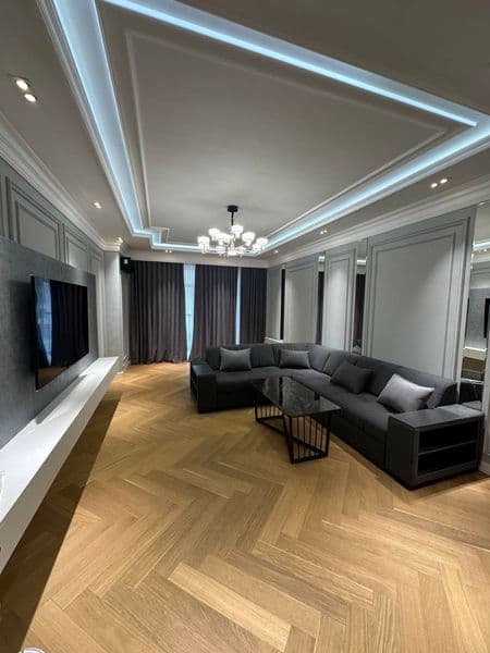 ЖК  NRG OYBEK   <br />
<br />
Мирабадский район <br />
Улица