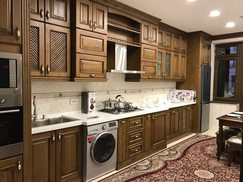 На против Tashkent siti <br />
<br />
3-комн 2-этаж 6-этажны