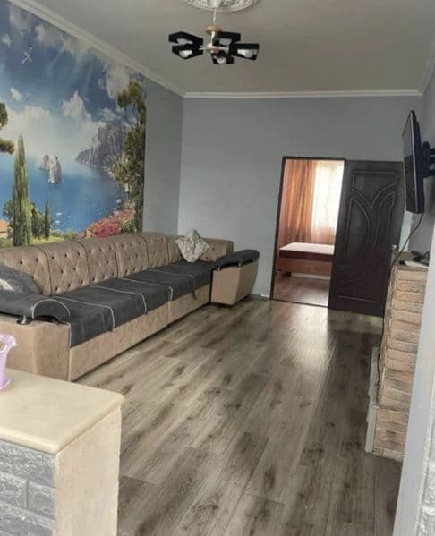 Сирочно аренда 3 хона 4 чи этаж хамма шароит бор Ойлага ремо