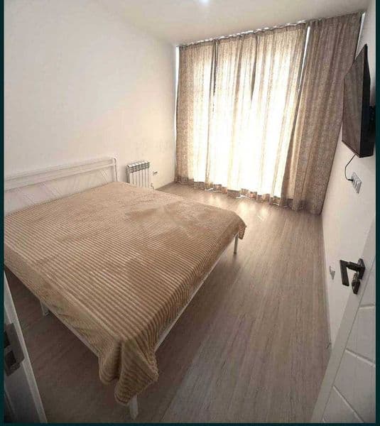 Сдаётся шикарная 1-комнатная квартира в Новостройка<br />
<b