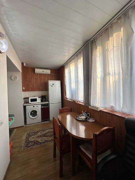 Район: Мирза Улугбек<br />
• Адрес: Максим Горький<br />
• О — фото 3