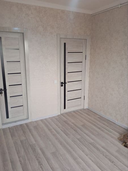 Квартира 1хонали метро рупарасида жойлашган узок муддатга то