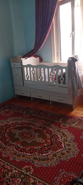 Qizlarga kvartira bor. Yunusobod 19 daha da. Lokatsiya tasha — фото 4