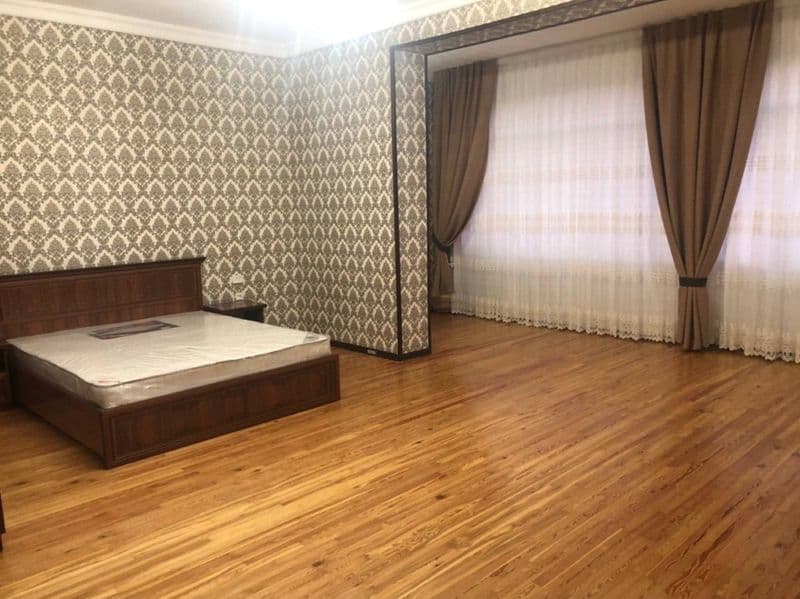 Сдаётся в аренду в габусе квартира на Ц1:<br />
3 комнаты <b