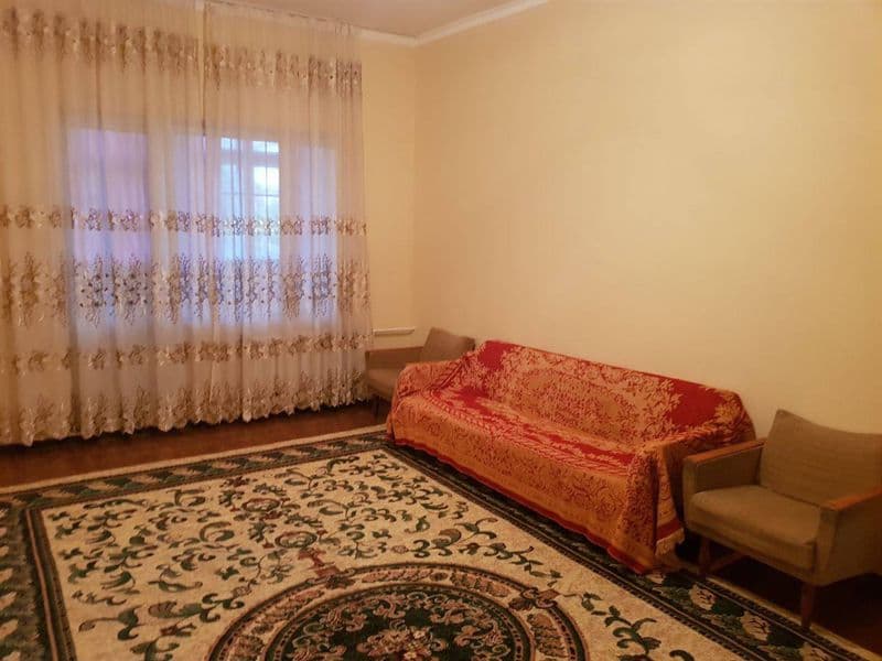 Сдается комната или место в комнате для девушки или женщины 