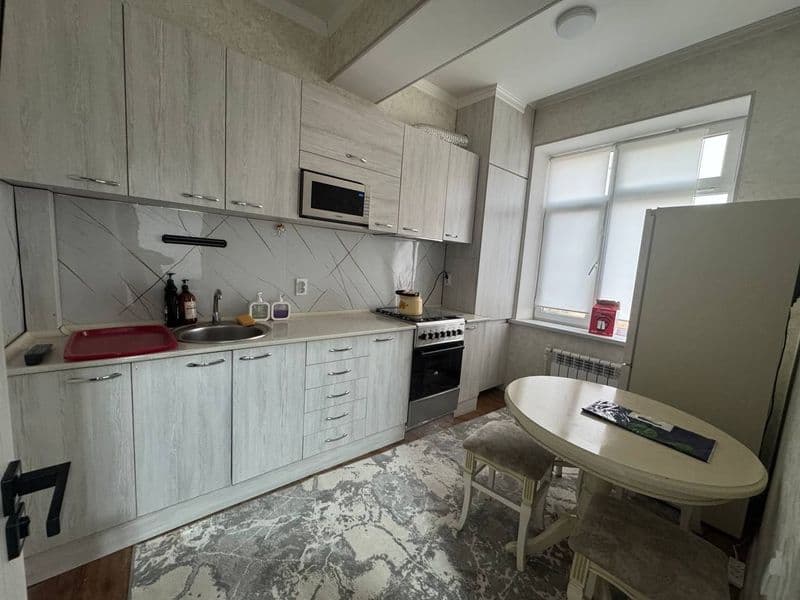 Яшнобод тумани иззат кучаси новостройка ғиштли дом <br />
1 