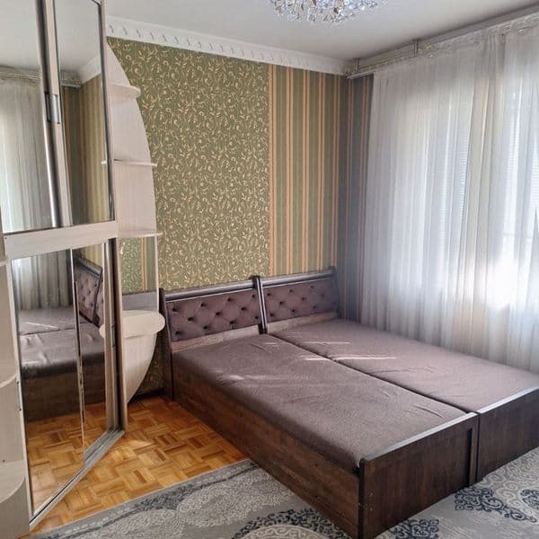 3 xonalik uy + balkon ham bor. hamma sharoit bor. Konsaner, 