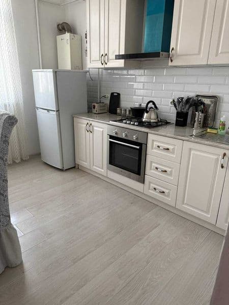 Только молодым семьям без детей. Без животных — фото 5