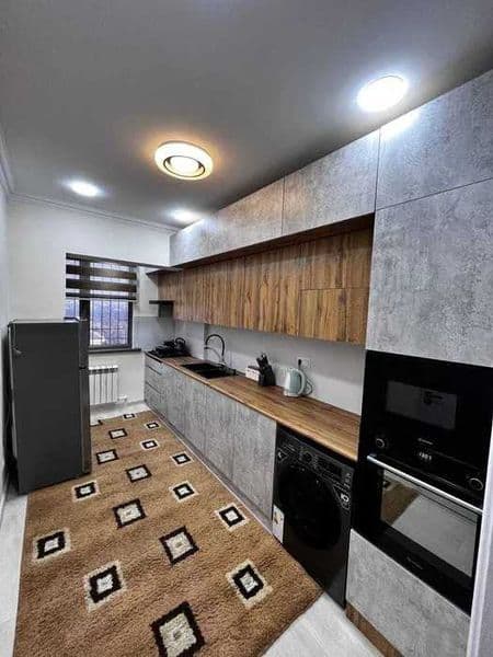 Сдаётся  квартира на Дархане  <br />
Ориентир - м. Х. Алимжа