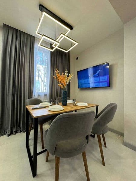 • Район: Юнусабад<br />
• Адрес: 15-квартал<br />
• Ориентир — фото 3