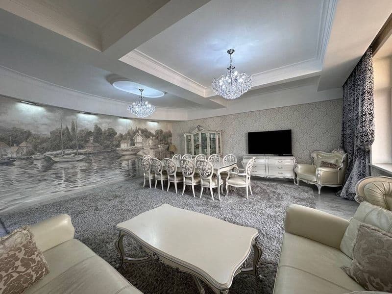 Ойбек Шефченка 5 комнт к Шикарная квартира в новостройке