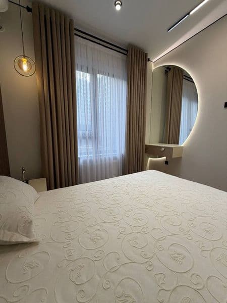 Аренда <br />
2 комнатная квартира <br />
Паркинг имеется <b — фото 4