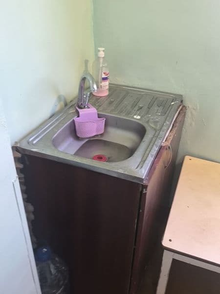 Kvartira bez makler, Mirzo Ulugʻbek rayoni, Eco bozor oldida — фото 2