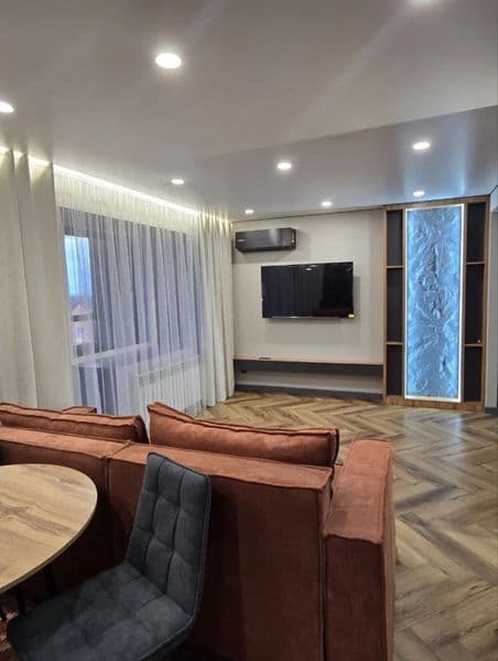 Квартира находится возле Буз базарчика ,сдается молодым семь — фото 2