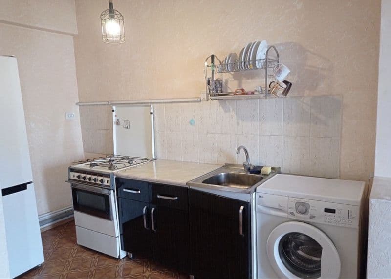 Квартира перепланирована в трех комнатную: две спальни, гост — фото 4