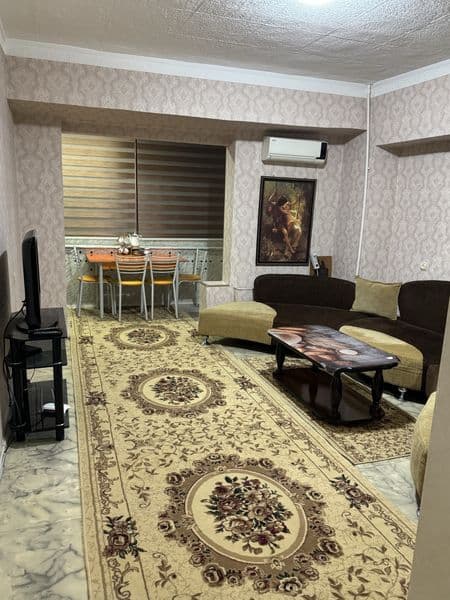 Сдам свою квартиру на Ц1 , 2/5/9 с обстановкой, общ.пл. 51кв