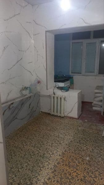 Здаецая 1 комнатная квартира массив куйлук 4 4 этаж  4 этажа