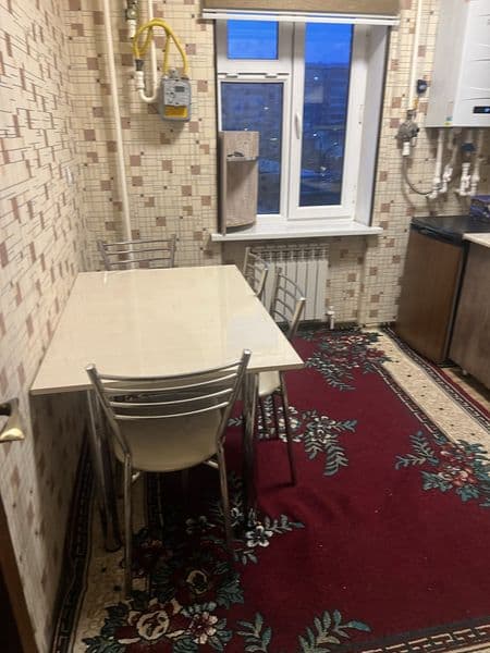 3 хона ижарага берилали оилага факат хамма шароити Билан мак