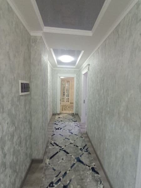 Yunsobod 6 kvartl Alfraganus universiteti oldida Xonsaroy na — фото 2