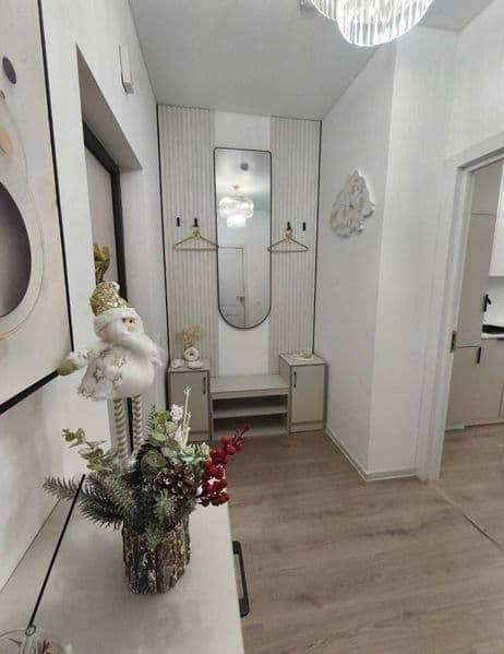 ЖК Ассалом сохил 1/8/16  31кв.м 500$<br />
Ор-р. Электроаппа