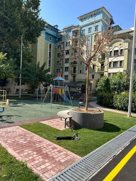 Сдаётся, в долгосрочную аренду, 2-х комнатная квартира. ЖК "