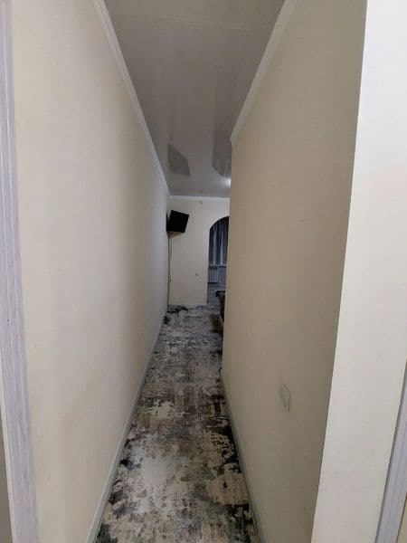 Mirzo Ulugʻbek tumani Eco bozor 1 xona 300$ oilaga bolarga 3