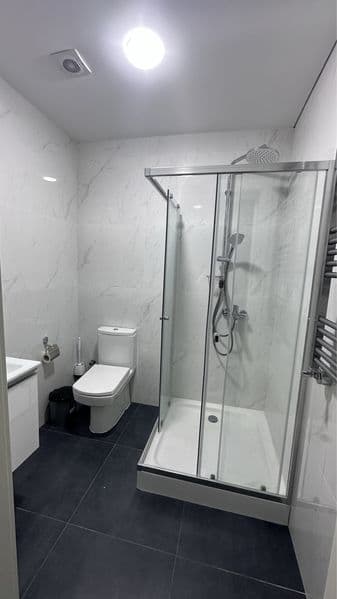 Сдается своя квартира в новостройке только для семьи или ино — фото 5