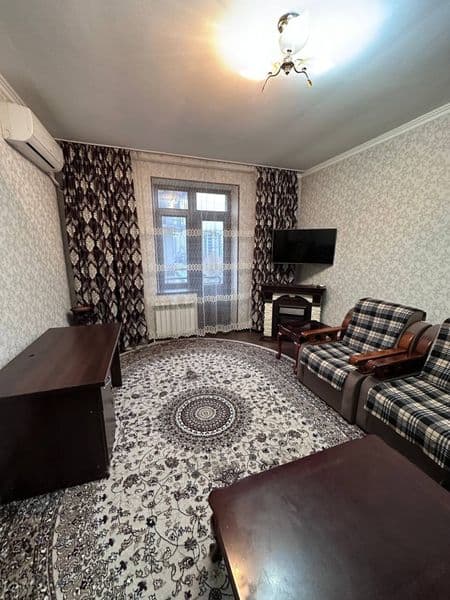 Сдаётся в аренду <br />
Golden house <br />
Яккасарайский ра