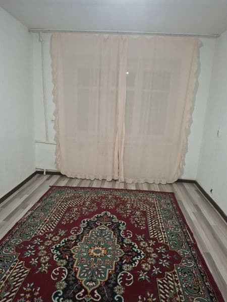 Срочно сдаётся однакомнатная квартира на Дубовой,местораспол