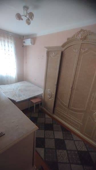 Юнусабад универсам 4квартал 1линия Ижарага берилади биз мекл — фото 4