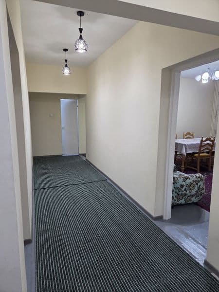 #Дружба<br />
Ул дружба народов дом 8г 8 этаж 4 комнаты из н