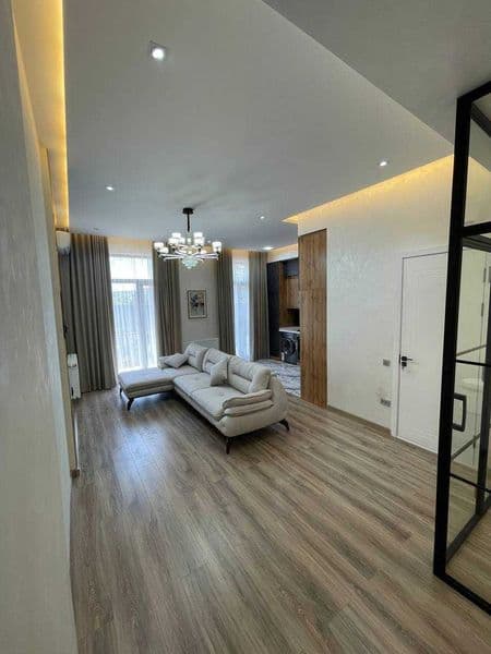 Элитный апартамент:<br />
Район: Мирзо Улугбекиский <br />
К — фото 2