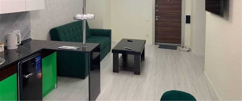 Метро ойбек <br />
<br />
2х комнатная квартира <br />
<br /