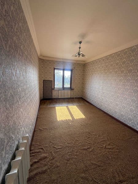 достлик 1 <br />
1 хона<br />
2 етаж<br />
5 етажли  <br />
