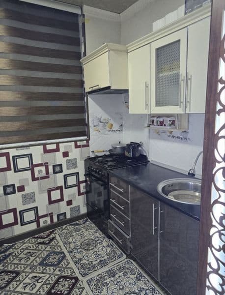 Квартира в хорошем состоянии с мебелью с техникой сдаётся по — фото 2