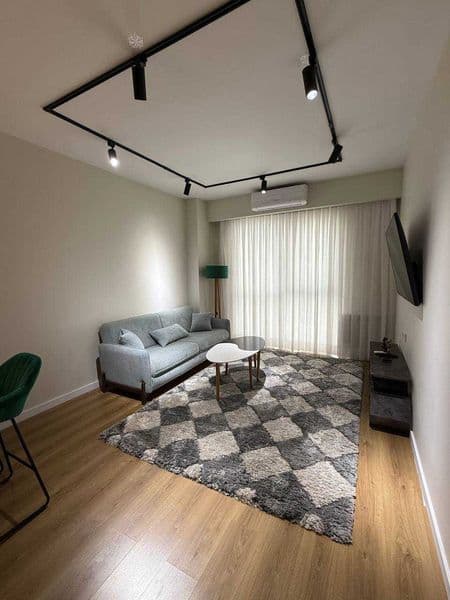 сдается порядочным людям на длительный срок <br />
в квартир