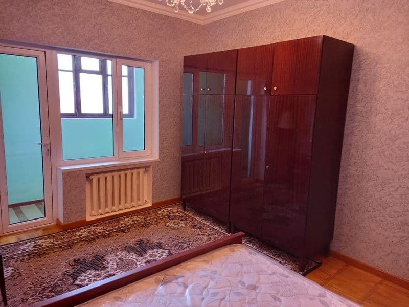 С. Азимова ут Фучика посольский городок 2/3/5  кафе Студио,  — фото 4