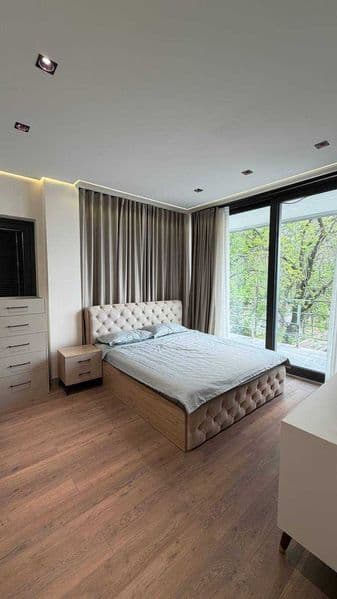 • Район: Мирабад<br />
• Адрес: улица Саракулька <br />
<br 