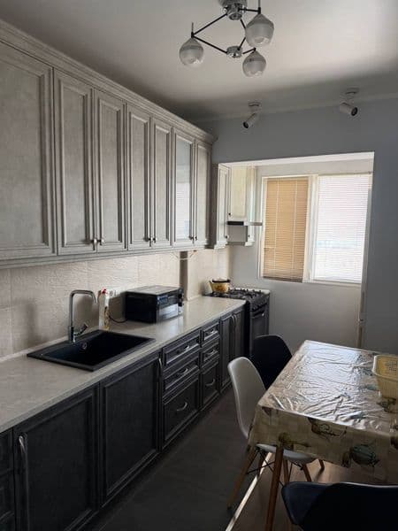 3х комнатная<br />
75 кв.м<br />
Вторичка<br />
Евро ремонт< — фото 2