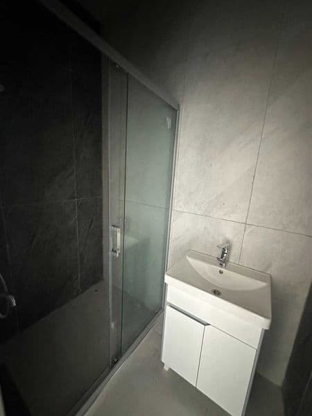 Сдаю свою 1/4/5 квартиру 35 кв.м. новостройка с новым ремонт — фото 5