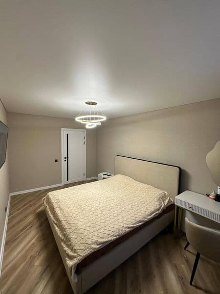 К вашему вниманию рады представить 3х комнатную квартиру на 