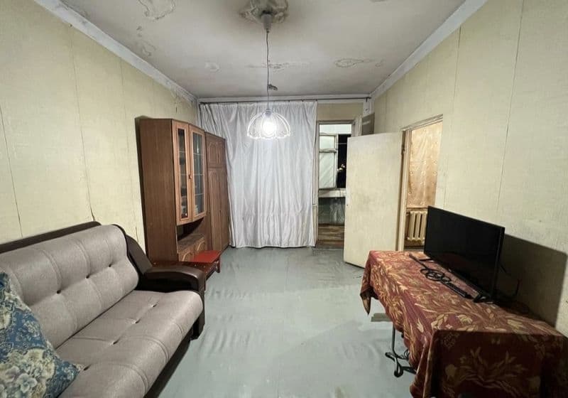 аренда юнусабад 11 квартал<br />
1 комнатная , переделанная 