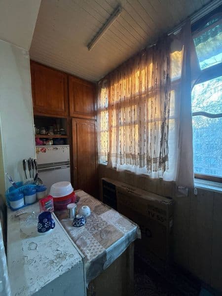 Kvartiraga sheriklikka 4ta akkuratniy bola kere. Maklersiz !