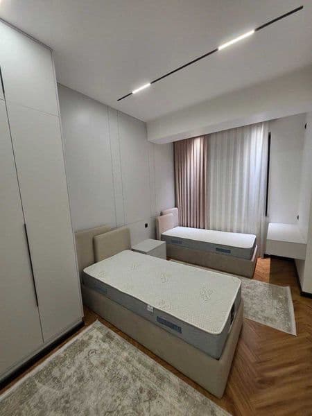 Novza metro oldida yangi remond xali odam kirmadi ikki xona  — фото 3