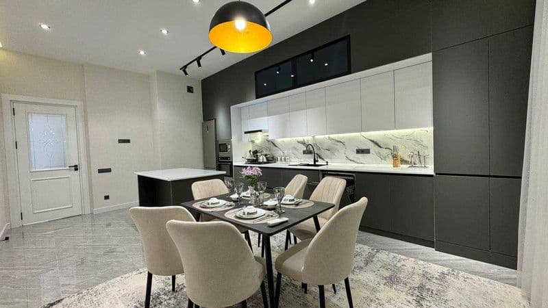 Район : Мирабадский<br />
Адрес : Метро Айбек<br />
<br />
— — фото 5